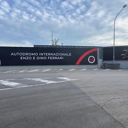 La Casa Di Giada Uscita Autostrada Di Imola 伊莫拉 外观 照片