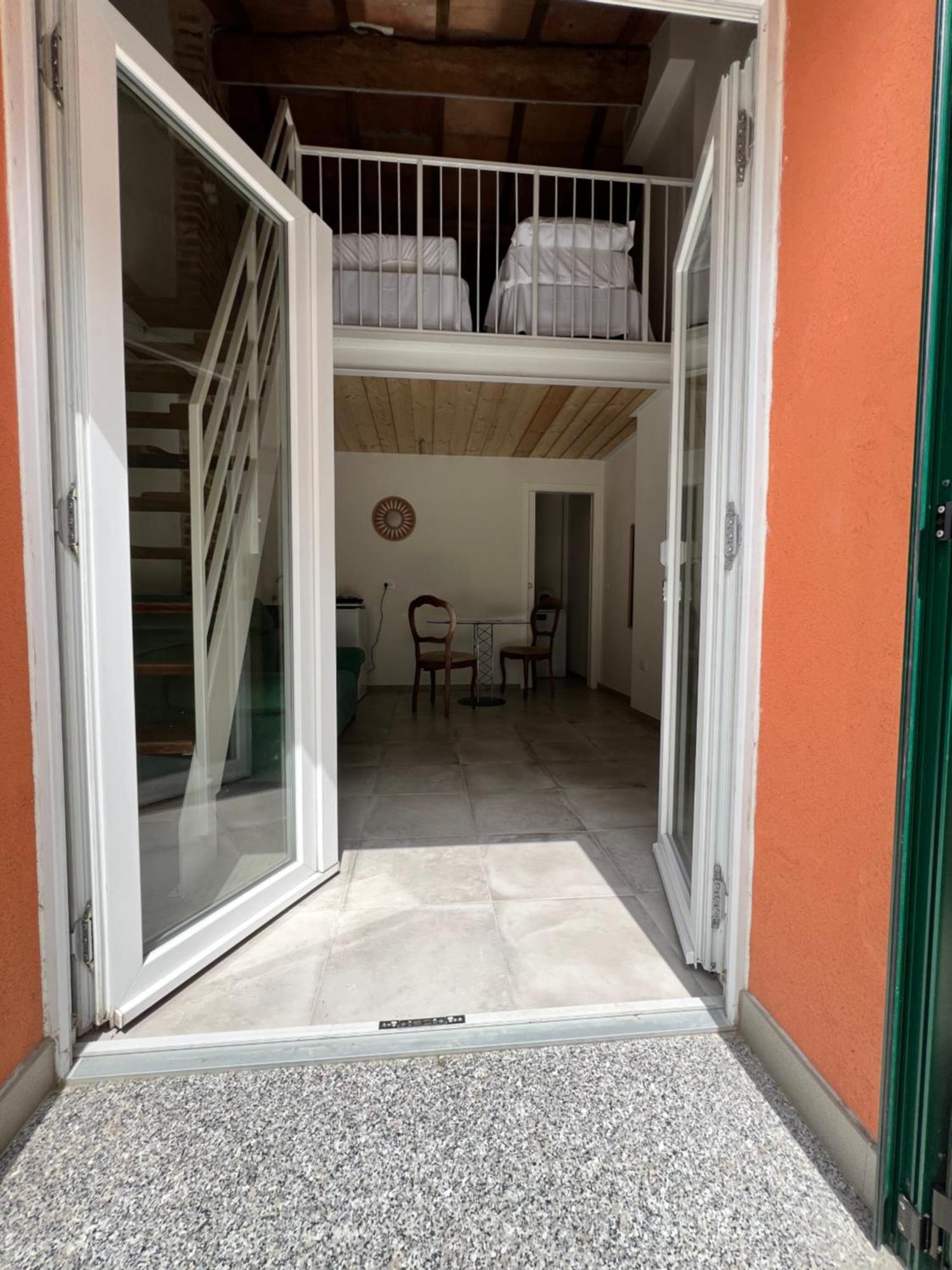Guesthouse La Casa Di Giada 伊莫拉 外观 照片