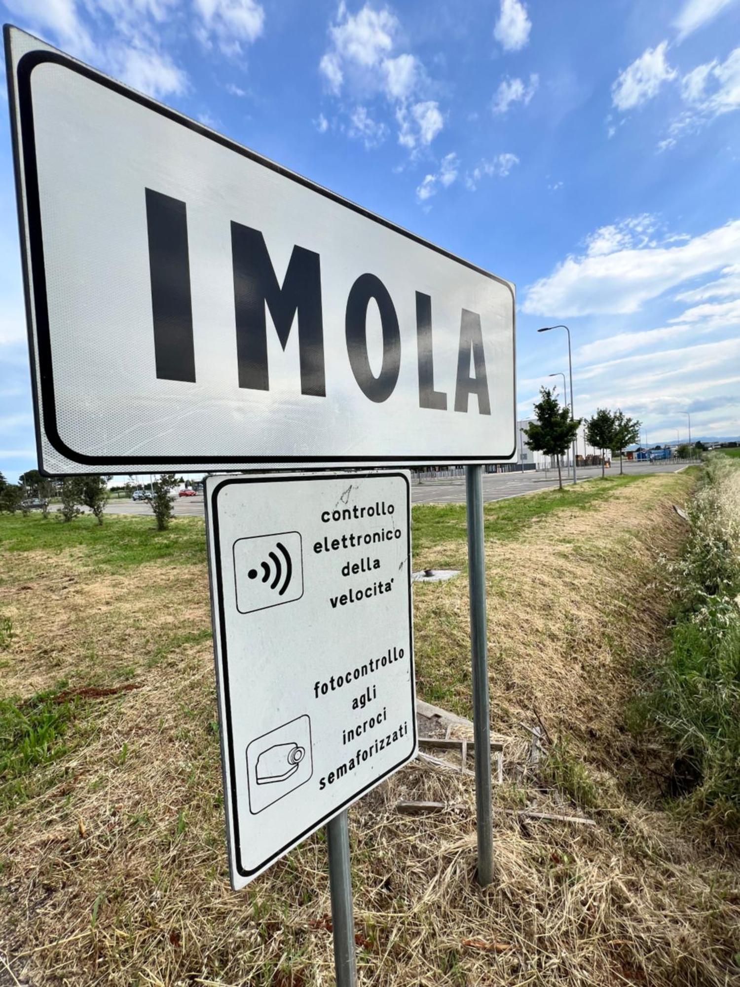 La Casa Di Giada Uscita Autostrada Di Imola 伊莫拉 外观 照片