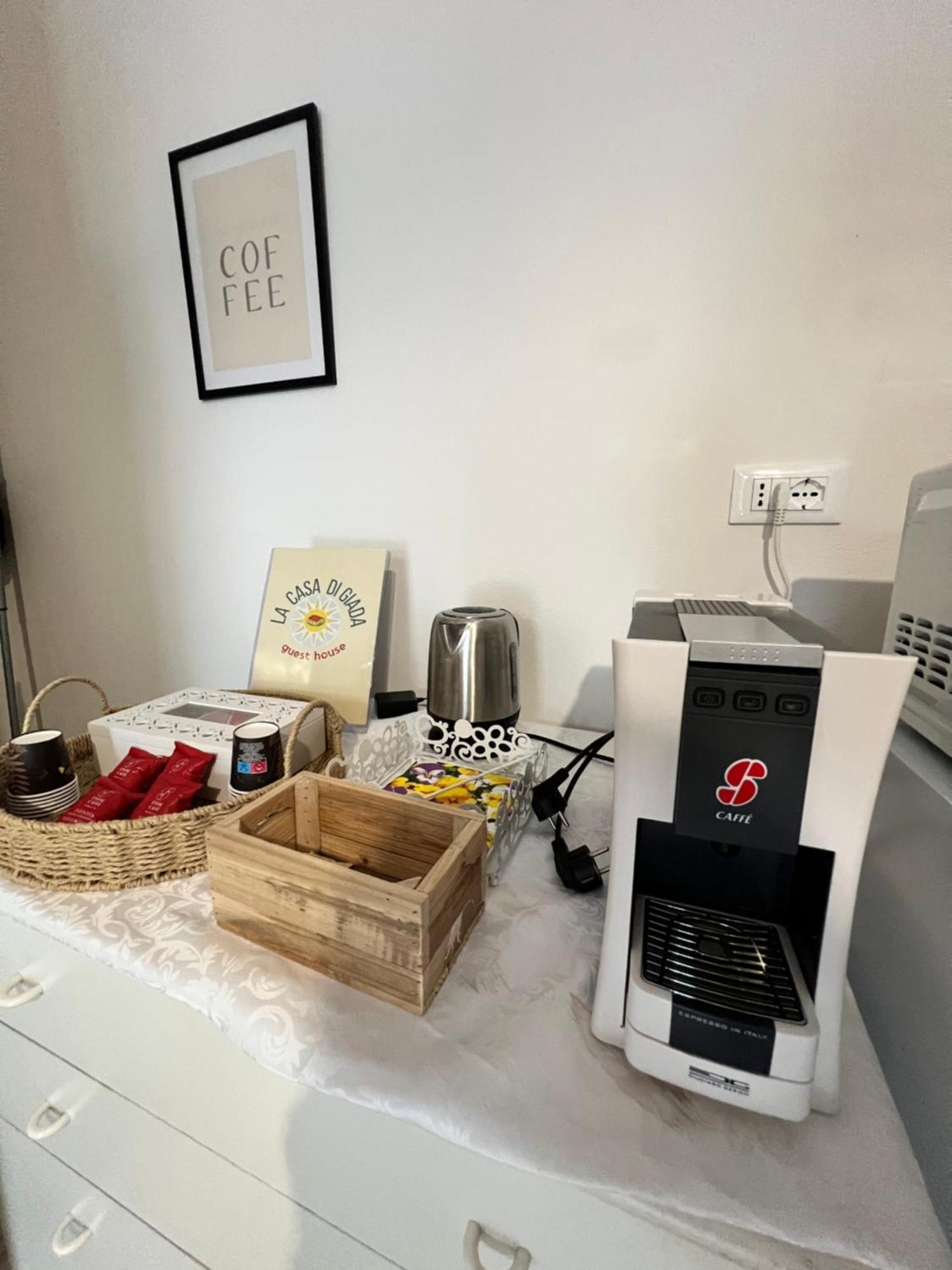 Guesthouse La Casa Di Giada 伊莫拉 外观 照片